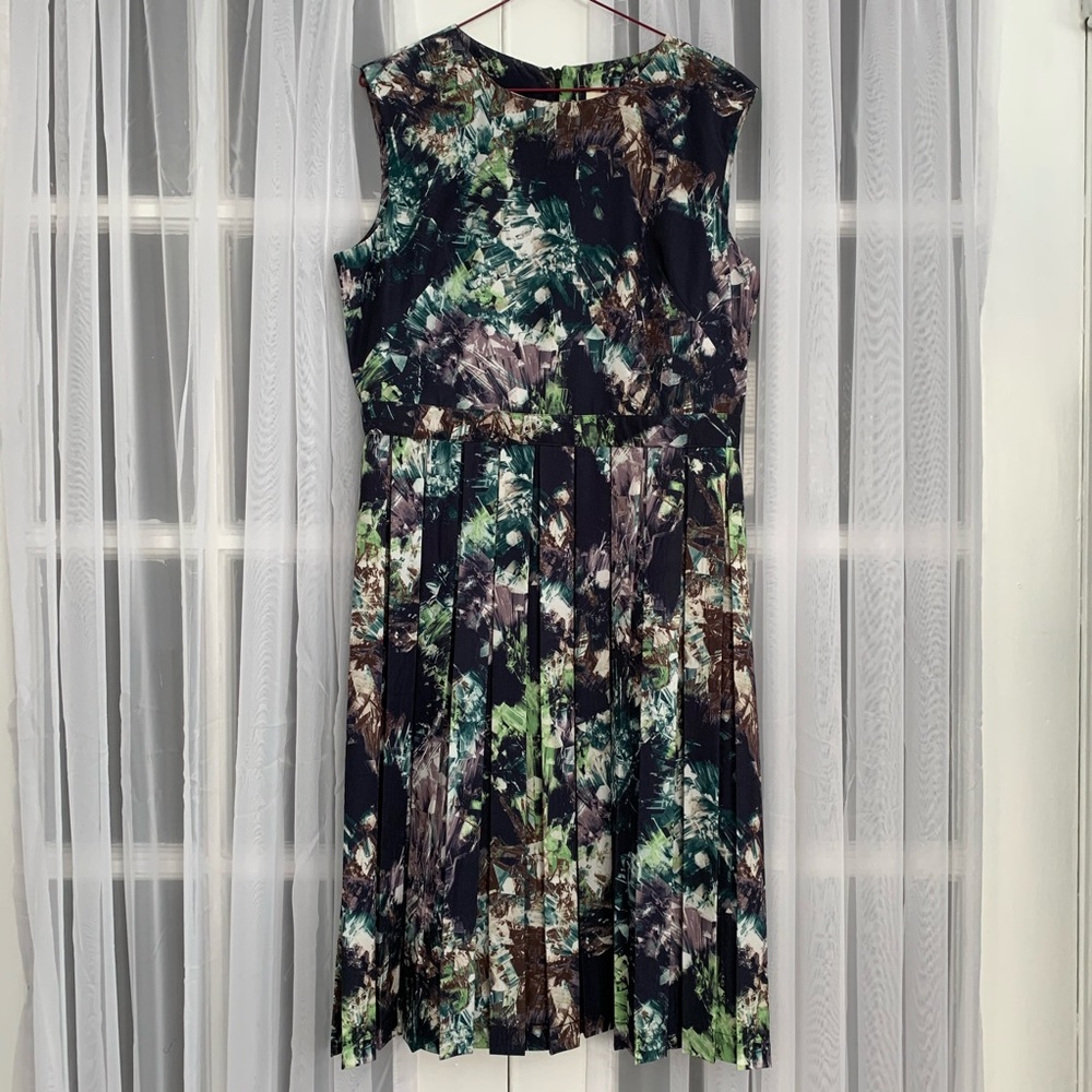 ModCloth Myrtlewood of California